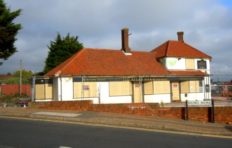 Former Atlas pub, 253 Old Shoreham Road, Aldrington (October 2014) (4)
