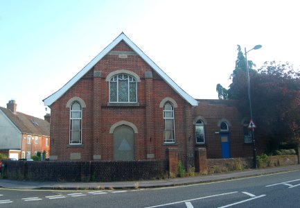 Former Windsor Road Methodist Church, Windsor Road, Petersfield (July 2019) (5)