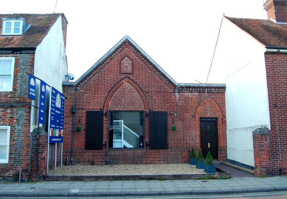 Former Wesleyan Methodist Chapel, 80a West Street, Havant (May 2019) (3)