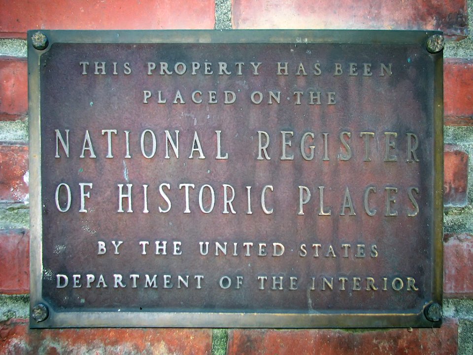 Former Auburn Carnegie Library NRHP plaque
