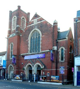 Former London Road Baptist Church, 21 London Road, North End, Portsmouth (October 2017) (1)