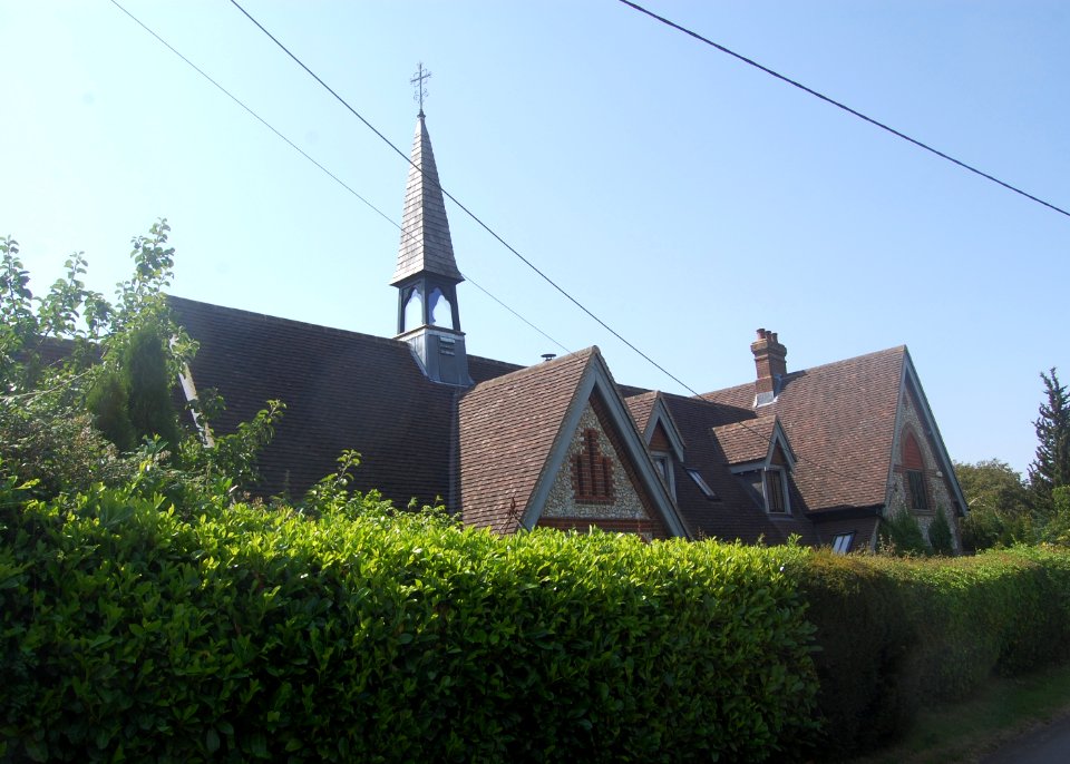 Former Mission Church, Kitt's Lane, West Meon Woodlands (July 2019) (3)