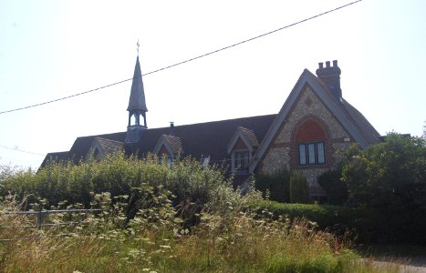 Former Mission Church, Kitt's Lane, West Meon Woodlands (July 2019) (4)