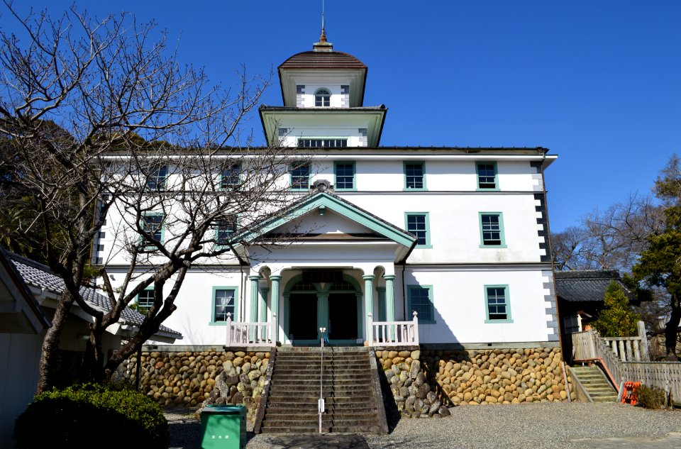 Former Mitsuke School-1