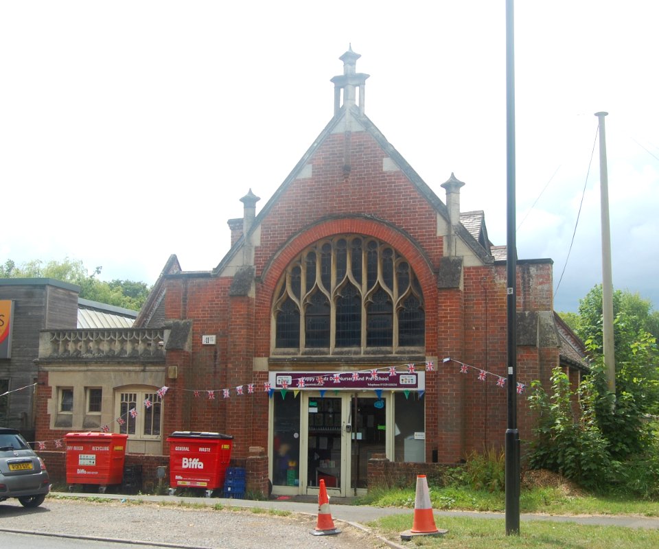 Former Methodist Church, Fareham Road, Wickham (July 2019) (5)