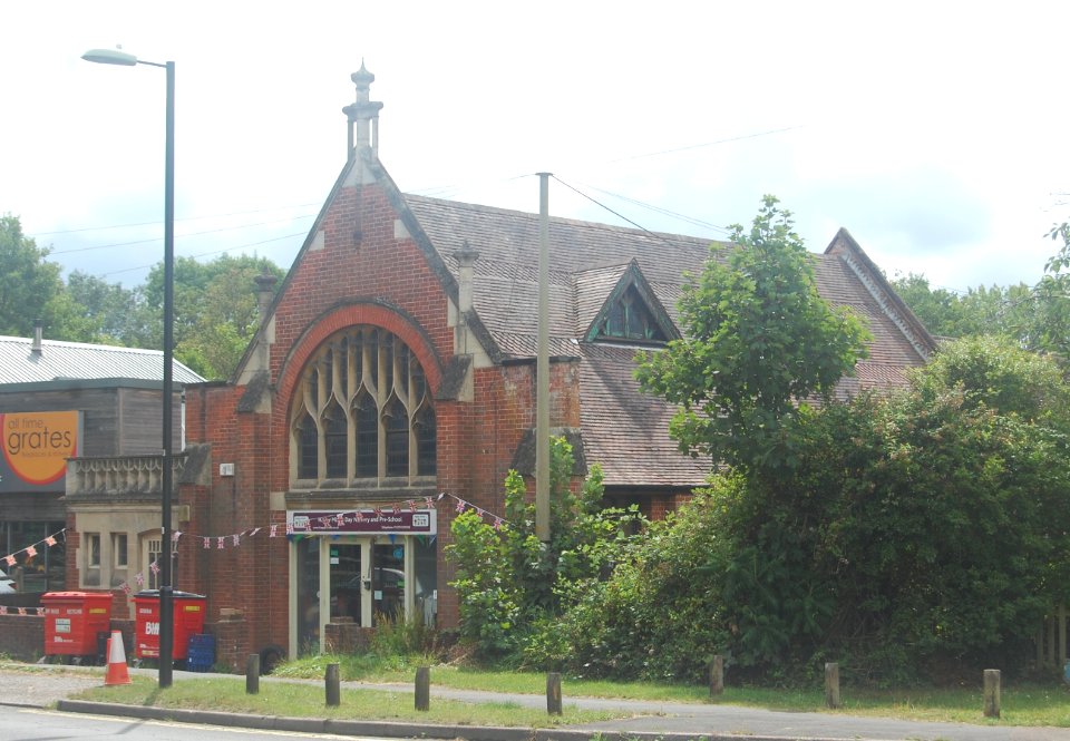 Former Methodist Church, Fareham Road, Wickham (July 2019) (1)