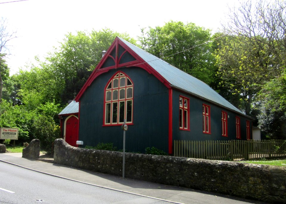 Former Christ Church (Blackgang Mission Church), Blythe Shute, Chale (May 2016) (2)