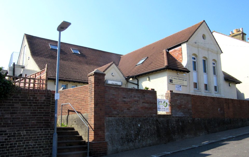 Former Mission Chapel, Grove Road, Ore, Hastings (June 2015) (1)