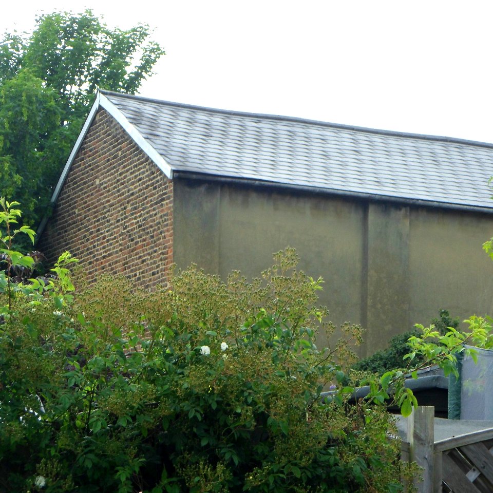 Former Kingdom Hall, Mark Street, Reigate (June 2013) (1)