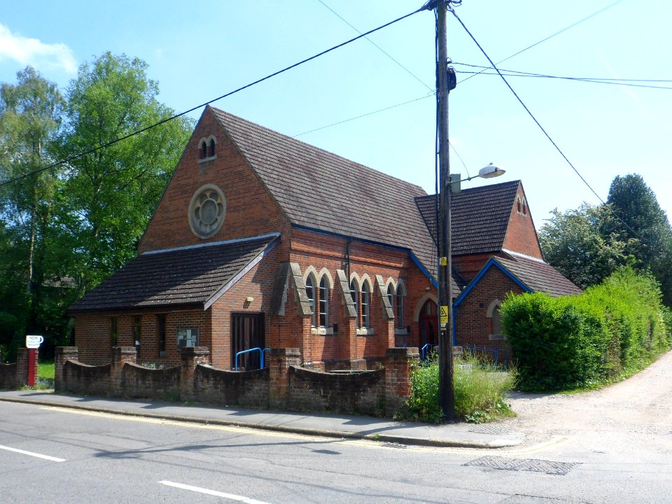Former Methodist Church, Wharf Road, Ash Vale (May 2014) (2)