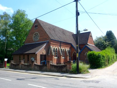 Former Methodist Church, Wharf Road, Ash Vale (May 2014) (2)