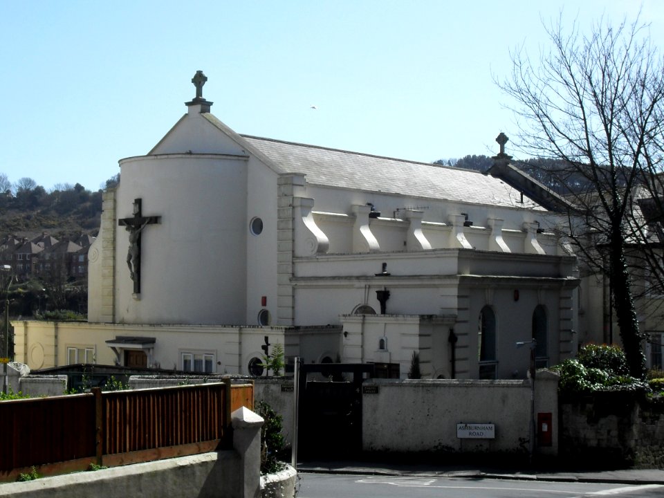 Former Chapel at Our Lady of Missions Convent, Ashburnham Road, Clive Vale, Hastings (April 2010) (2)