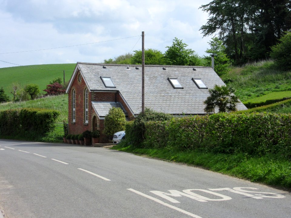 Former Methodist Church, Main Road, Chillerton (May 2016) (5)