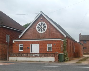 Former Kingdom Hall, Station Road, West Liss (July 2019) (3)