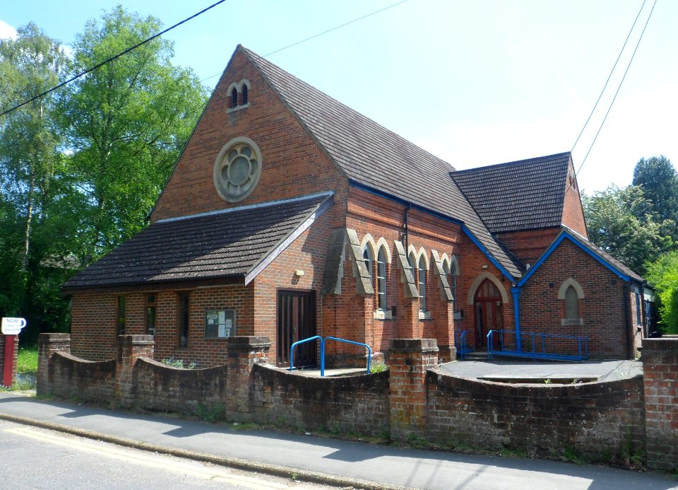 Former Methodist Church, Wharf Road, Ash Vale (May 2014) (3)