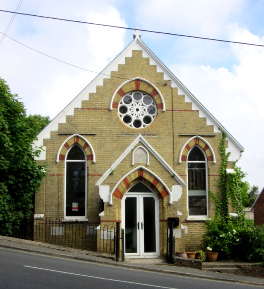 Former Carisbrooke Methodist Chapel, The Middle Road, Carisbrooke (May 2016) (3)