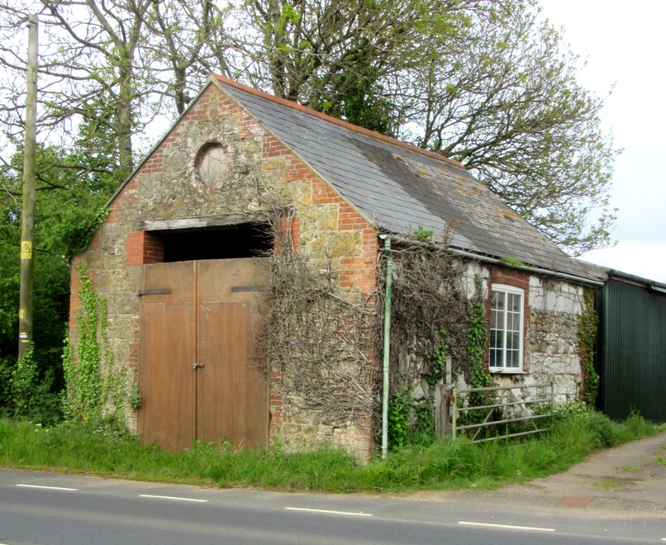 Former Hale Common Wesleyan Chapel, Main Road, Hale Common (May 2016) (5)