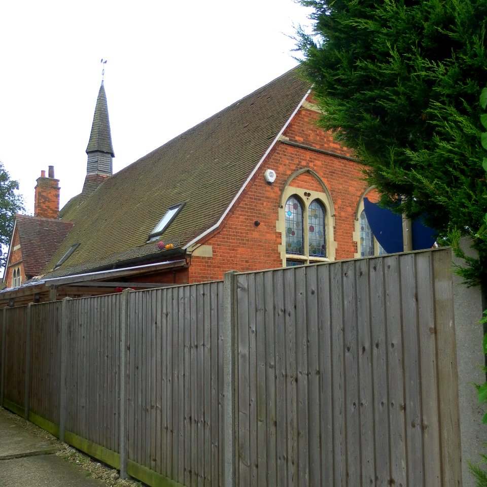 Former Hooley Mission Hall, Emlyn Road, Earlswood, Redhill (September 2012) (3)