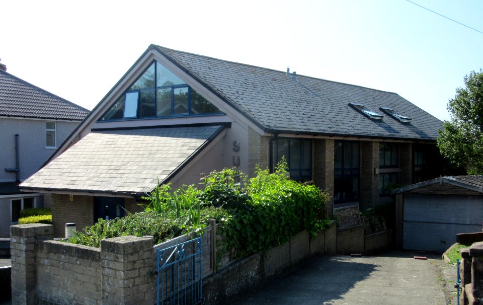 Former Church of the Holy Apostles, Fairlight Road, Ore, Hastings (June 2015) (4)