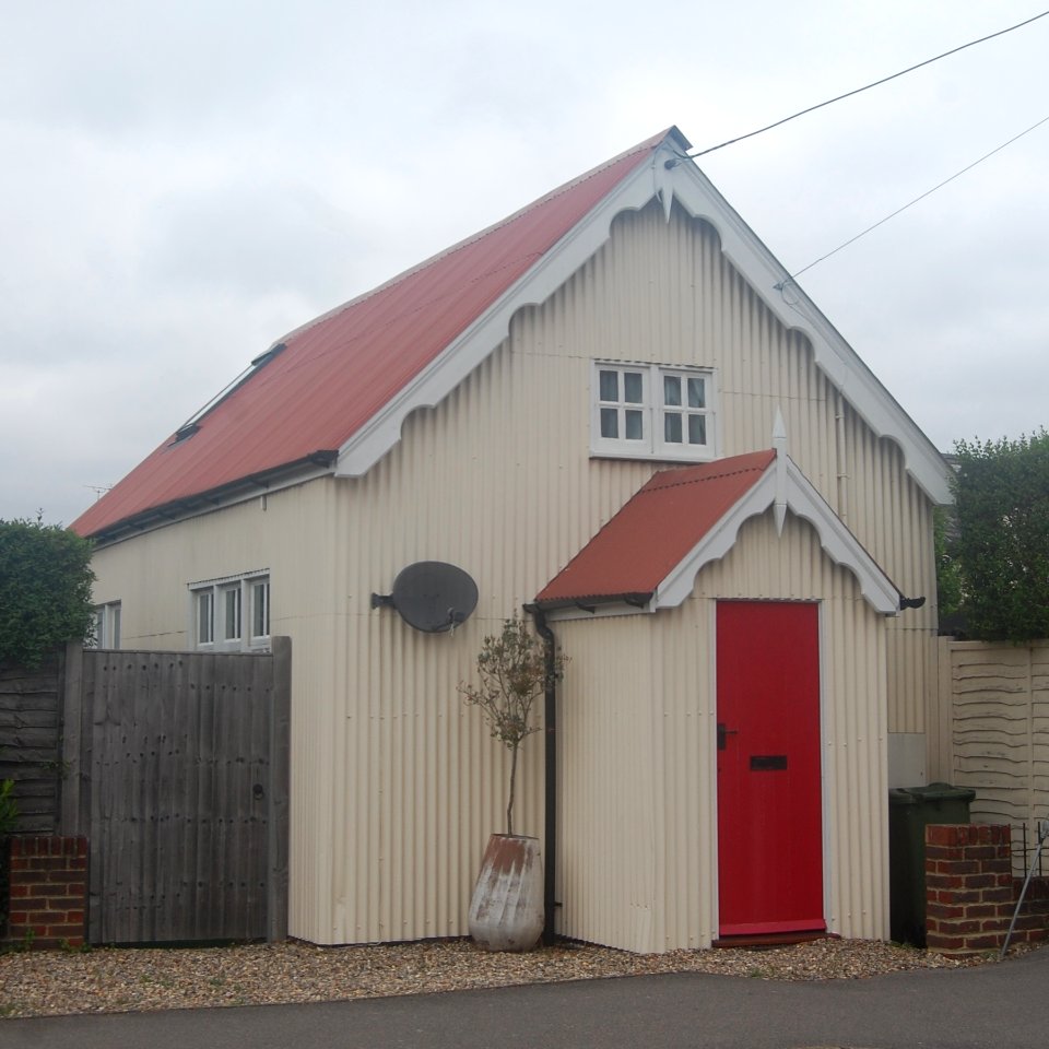 Former Brethren Meeting Room (Tin Tabernacle), Mill Road, Liss (July 2019) (5)