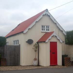 Former Brethren Meeting Room (Tin Tabernacle), Mill Road, Liss (July 2019) (5)