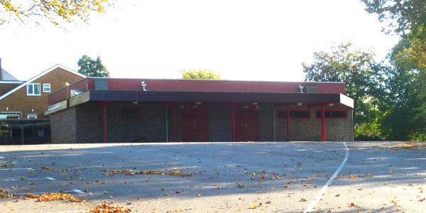 Former Brethren Meeting Room, Vale Avenue, Patcham (October 2011) (1)