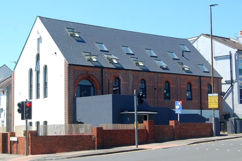 Former Hollington Methodist Church, Battle Road, Hollington, Hastings (June 2020) (1)