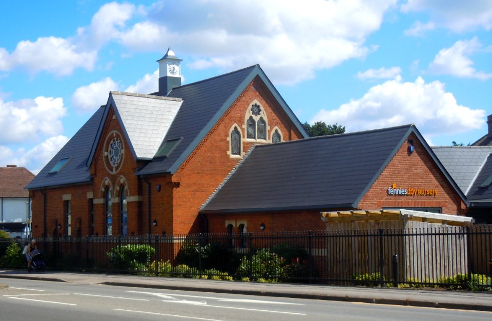 Former Horley Baptist Church, Albert Road, Horley (August 2016) (3)