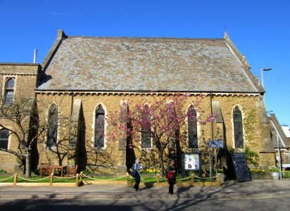 Former Godalming Congregational Church, Bridge Road, Godalming (April 2015) (3)
