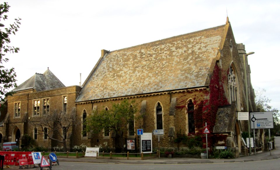 Former Godalming Congregational Church, Bridge Road, Godalming (September 2015) (4)