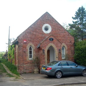 Former Holybourne Methodist Chapel, London Road, Holybourne (May 2021) (2)