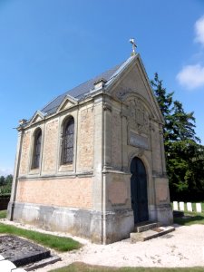 Foreste (Aisne) chapelle du cimetière
