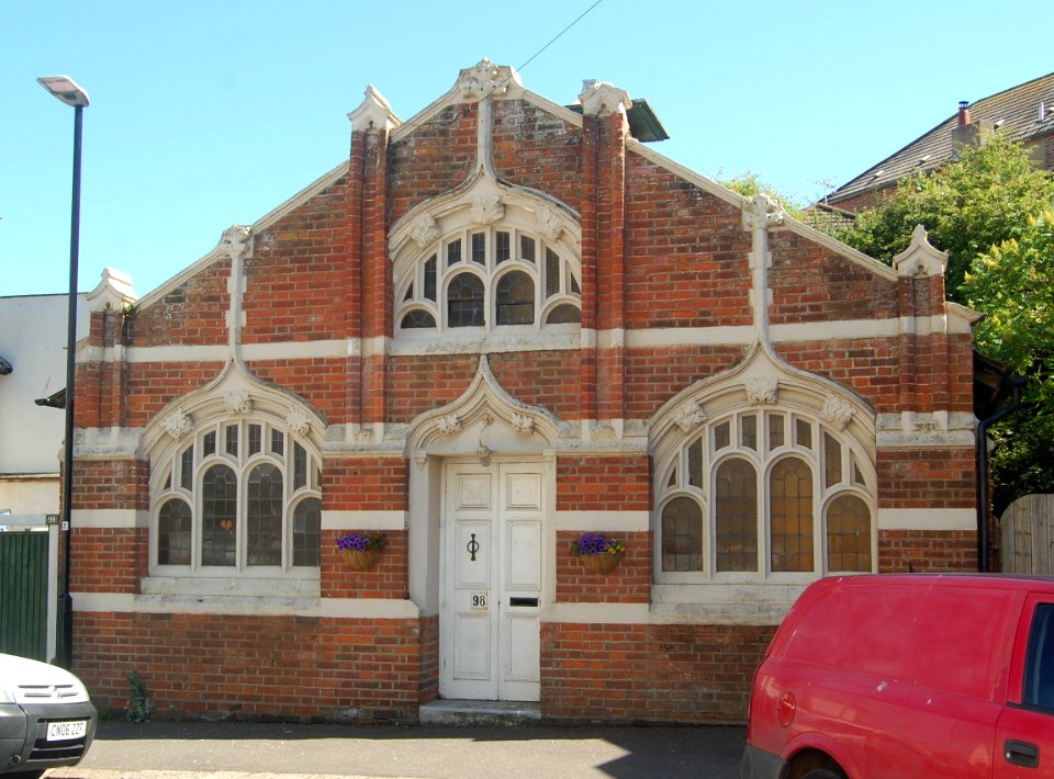 Former Gospel Mission Hall, Kenilworth Road, St Leonards-on-Sea (June 2020) (5)
