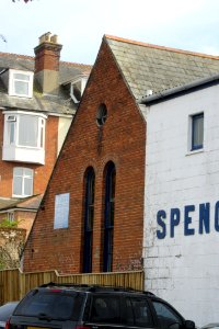 Former Free Wesleyan Methodist Chapel, St Mary's Road, Cowes, Isle of Wight (May 2016) (4)