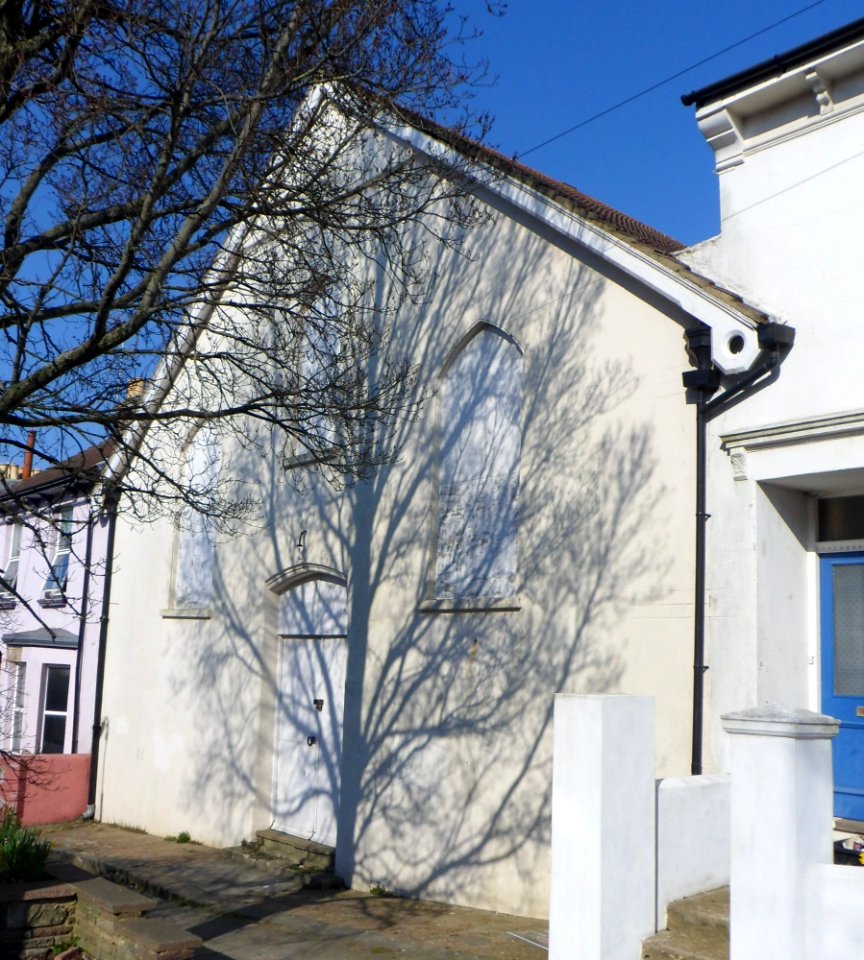 Former Free Church Mission Hall, Bentham Road, Elm Grove, Brighton (April 2013) (2)