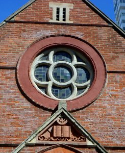 Former French Protestant Church, Queensbury Mews, Brighton (April 2015) (Rose Window)