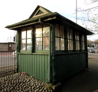 Former Tram Shelter, Ditchling Road, Brighton (November 2015) (2)