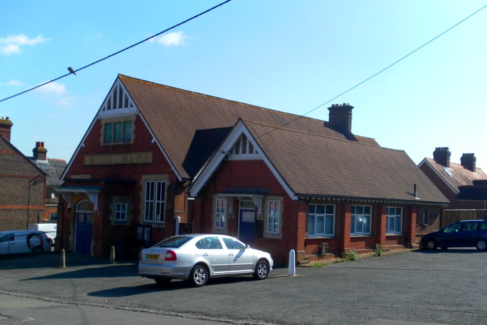 Foresters Hall and Foresters Strict Baptist Chapel, Harcourt Road, Uckfield (May 2013)
