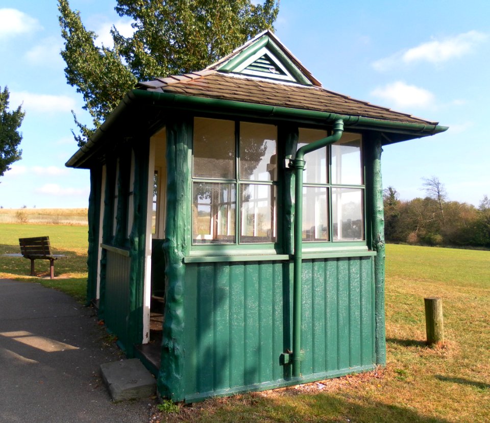 Former Tram Shelter at Ditchling Road-Surrenden Road junction, Brighton (NHLE Code 1380441) (October 2011) (3)