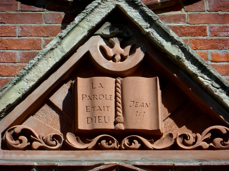 Former French Protestant Church, Queensbury Mews, Brighton (April 2015) (Inscribed Pediment)