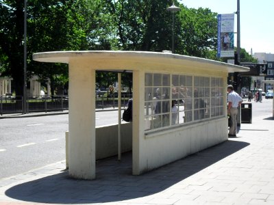 Former Tram Shelter at Pavilion Parade, Brighton (NHLE Code 1380714) (June 2010)