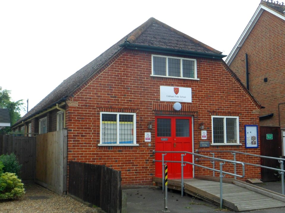 Former Gospel Hall, Anyards Road, Cobham (May 2014) (1)