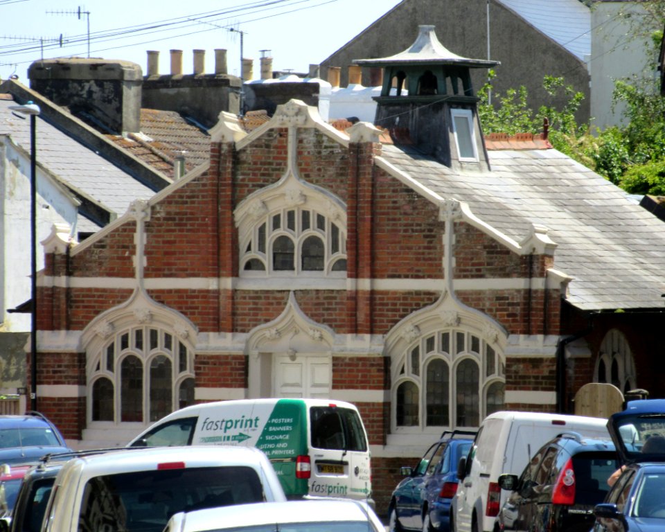 Former Gospel Mission Hall, Kenilworth Road, St Leonards-on-Sea, Hastings (June 2015) (2)