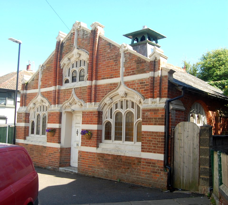 Former Gospel Mission Hall, Kenilworth Road, St Leonards-on-Sea (June 2020) (3)