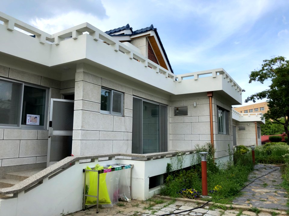Former Official Residence No. 10 in Temiorae 1
