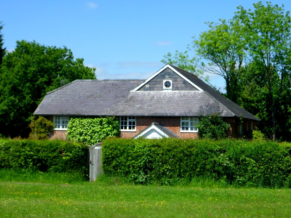 Former Outwood Baptist Church, Outwood (June 2013) (2)