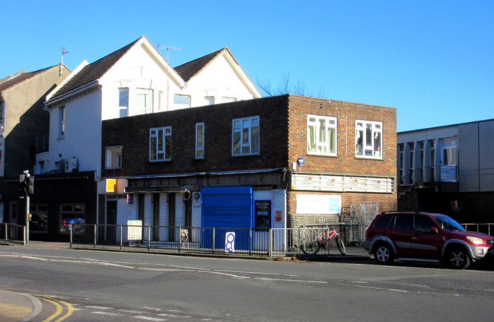 Former Off-Licence, Sackville Road, Hove (November 2015)