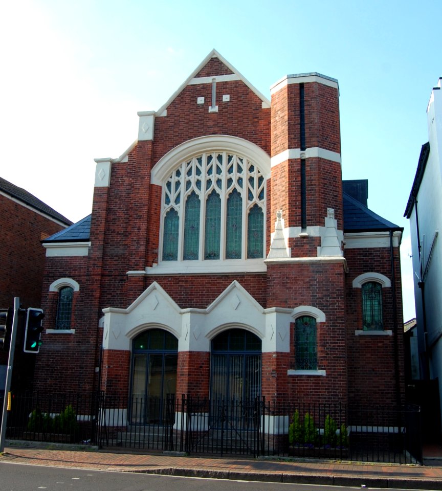 Former Stoke Road Baptist Church, Stoke Road, Gosport (April 2019) (2)