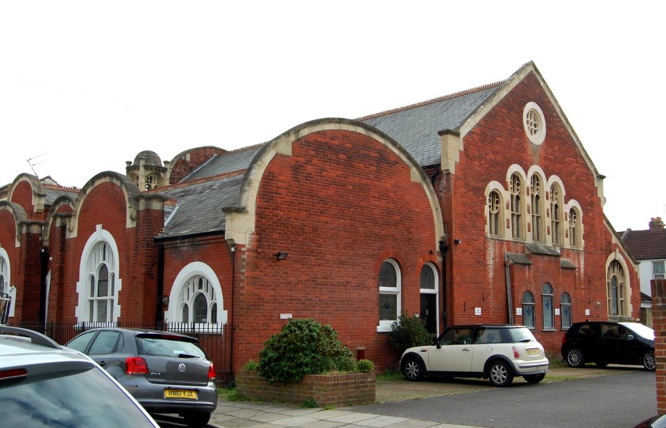 Former St Patrick's Church, Eastfield Road, Eastney, Portsmouth (October 2017) (3)