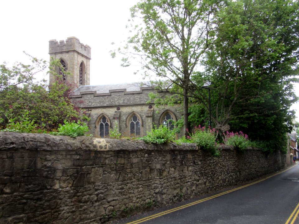 Former St Thomas's Church, St Thomas's Square, Ryde (May 2016) (2)